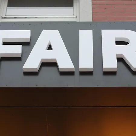 Fairhotel ホテル ブルノ