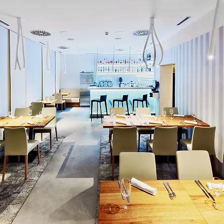 Fairhotel Szálloda 4*